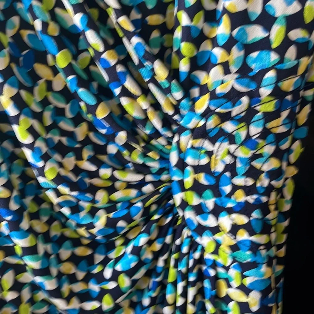 NWT Laundry by Shelli Segal faux wrap dress - Picture 2 of 6